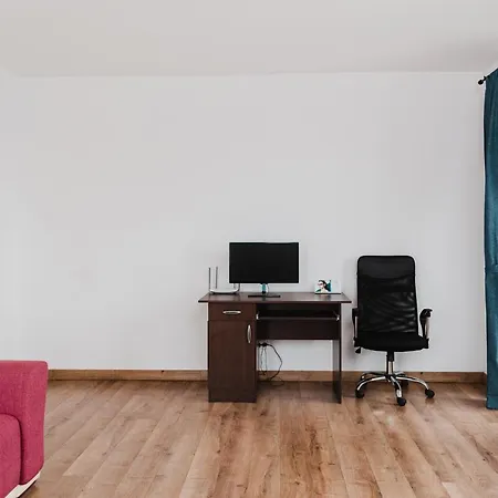 View With Free Parking *