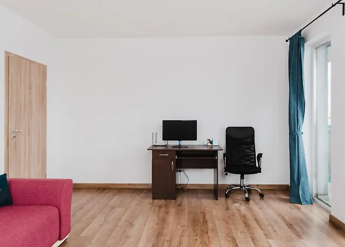 View With Free Parking *